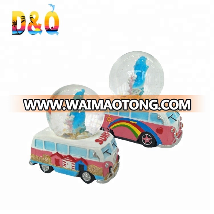 Cheap beach souvenir resin bus design glass snow globe