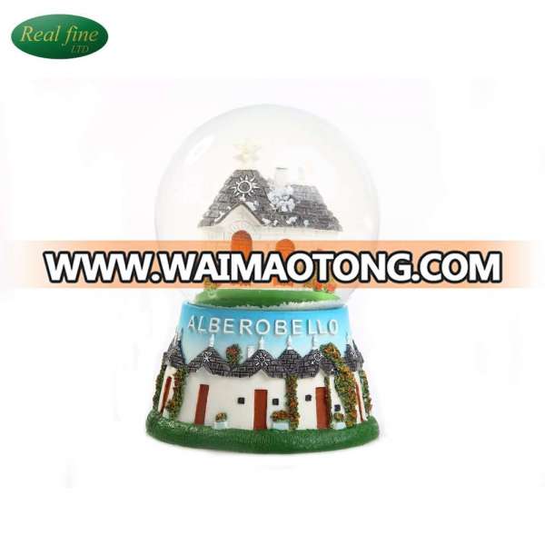 High Quality Resin Glass Snow Globe For Tourist Landscape Souvenir